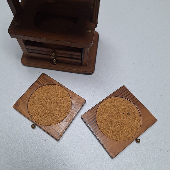 Mini Wooden Wishing Well Coaster Holder With Cork Coasters & Hanging Bucket - Picture 3 of 9